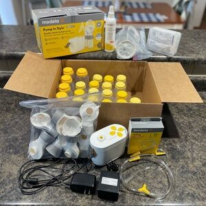 Medela Pump In Style Max Flow Double Electric Breast Pump with Accessories
